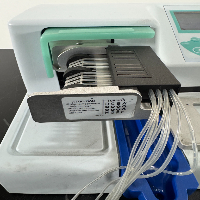 Thermo Multidrop Combi Microplate Washer image 2